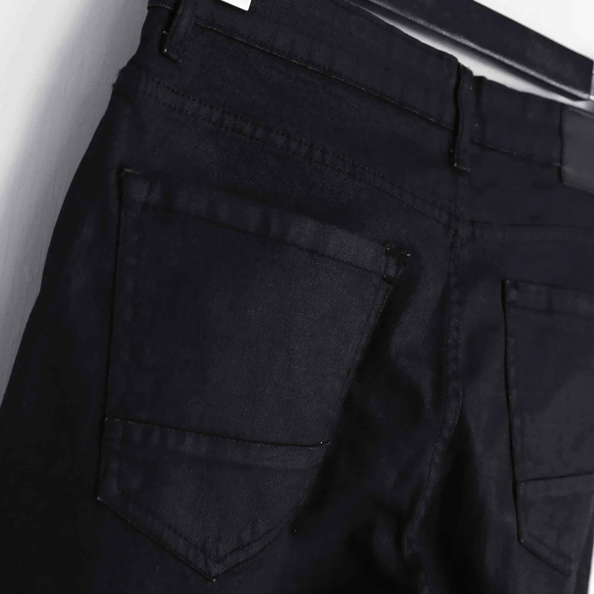 Men "Slim Fit" Soft Cotton Black Coated Stretch Jeans