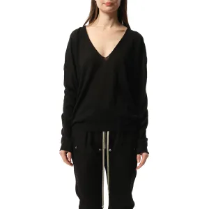 V Neck Pullover in Black